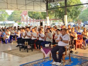 พิธีตักบาตร พระภิกษุ สามเณร ตามโครงการบรรพชาสามเณรภาคฤดูร้อน ประจำปี 2569